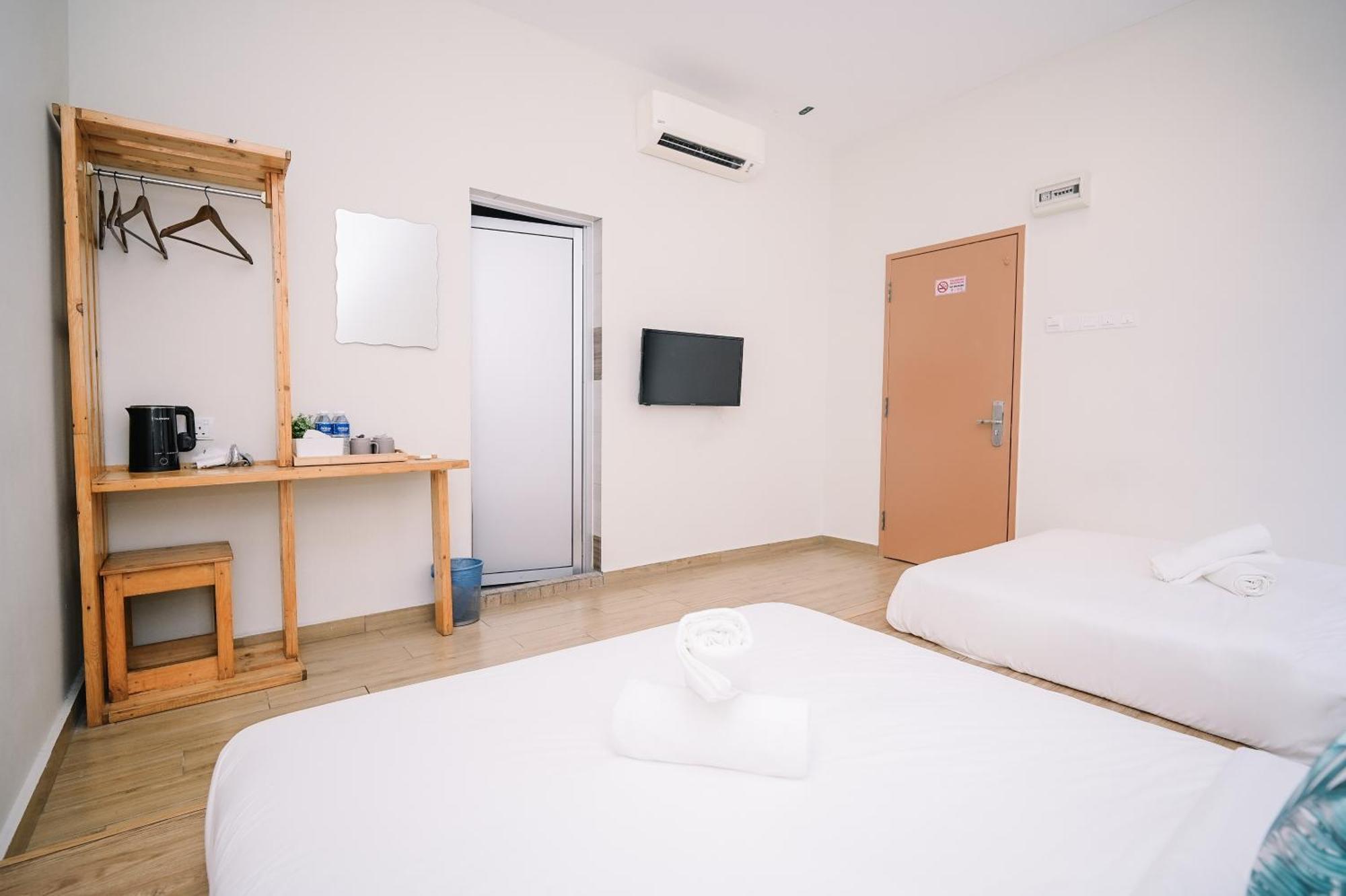 Swing & Pillows - Kota Warisan, Sepang Exterior photo