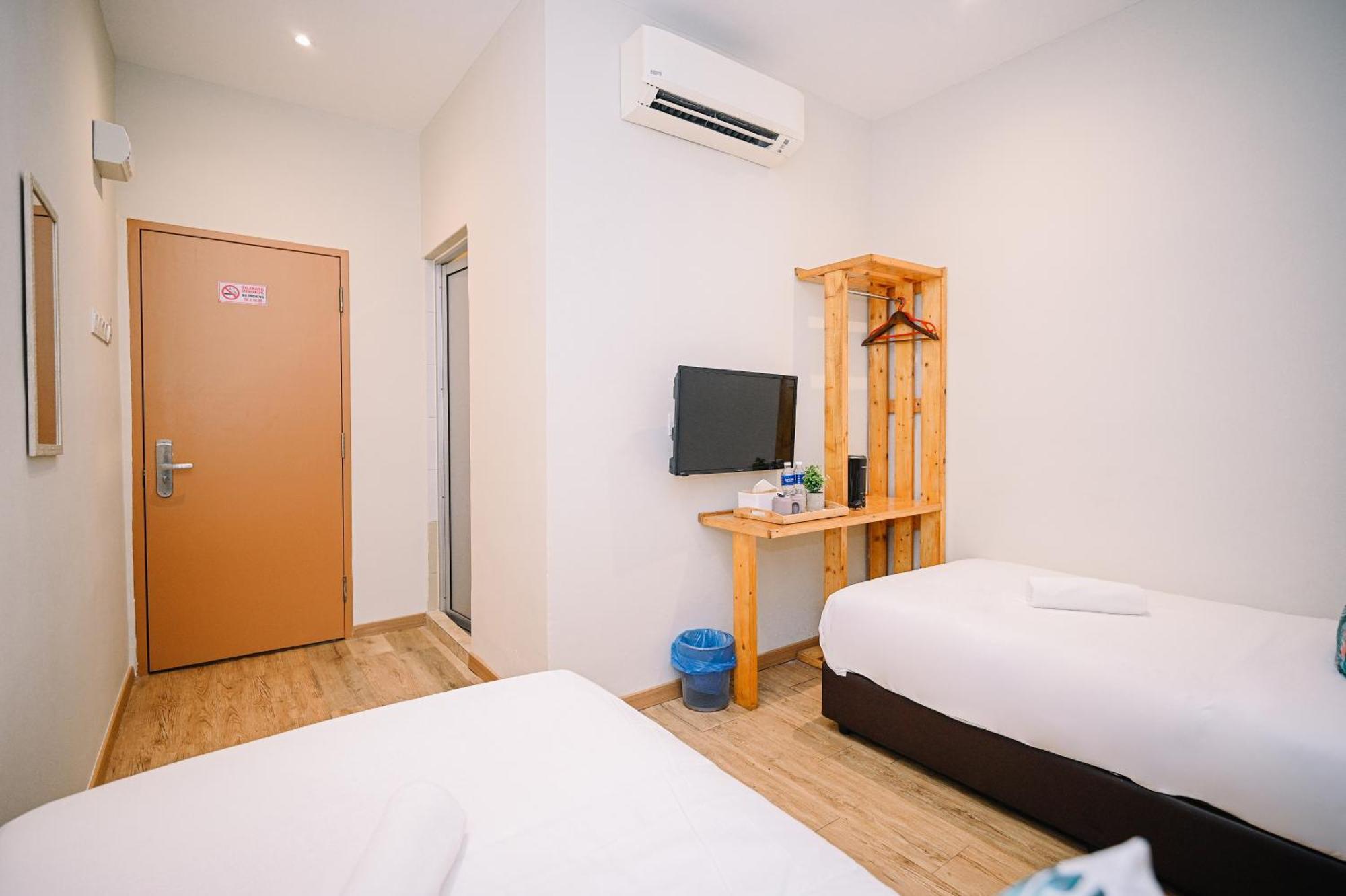 Swing & Pillows - Kota Warisan, Sepang Exterior photo